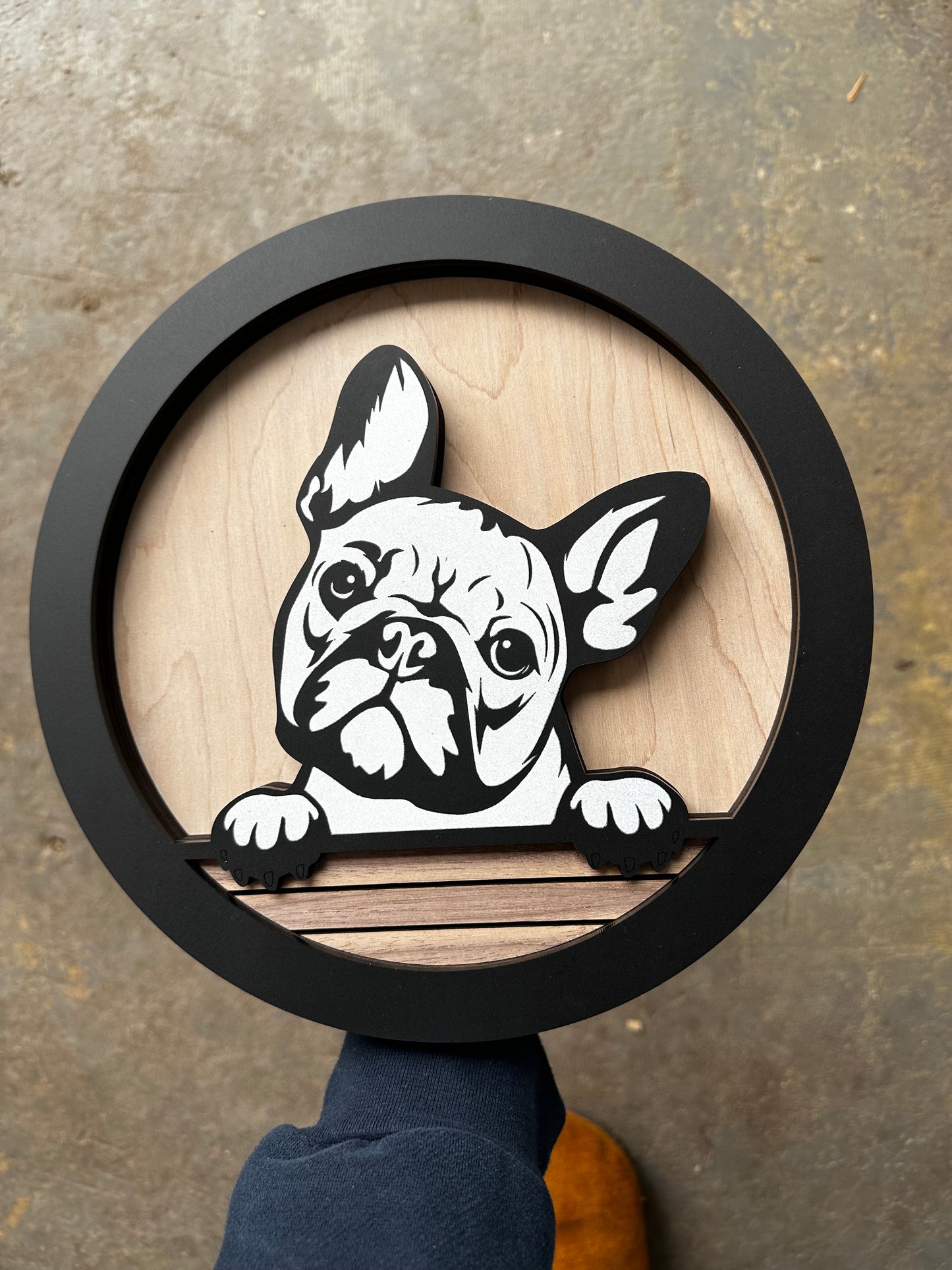 Frenchie circle sign